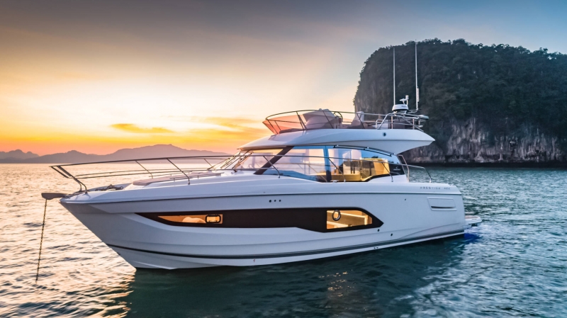 MARTIN – Prestige 420 Fly