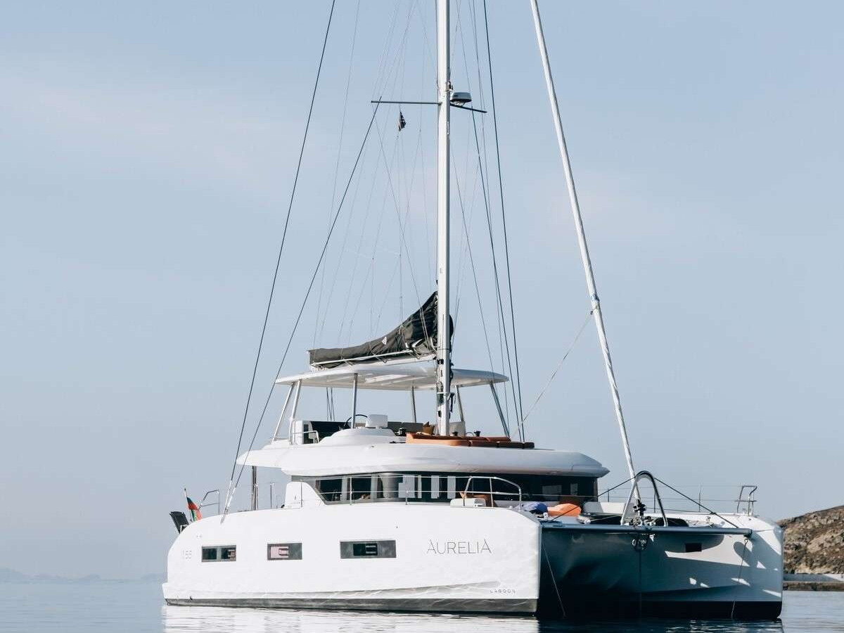 Aurelia – Lagoon 55