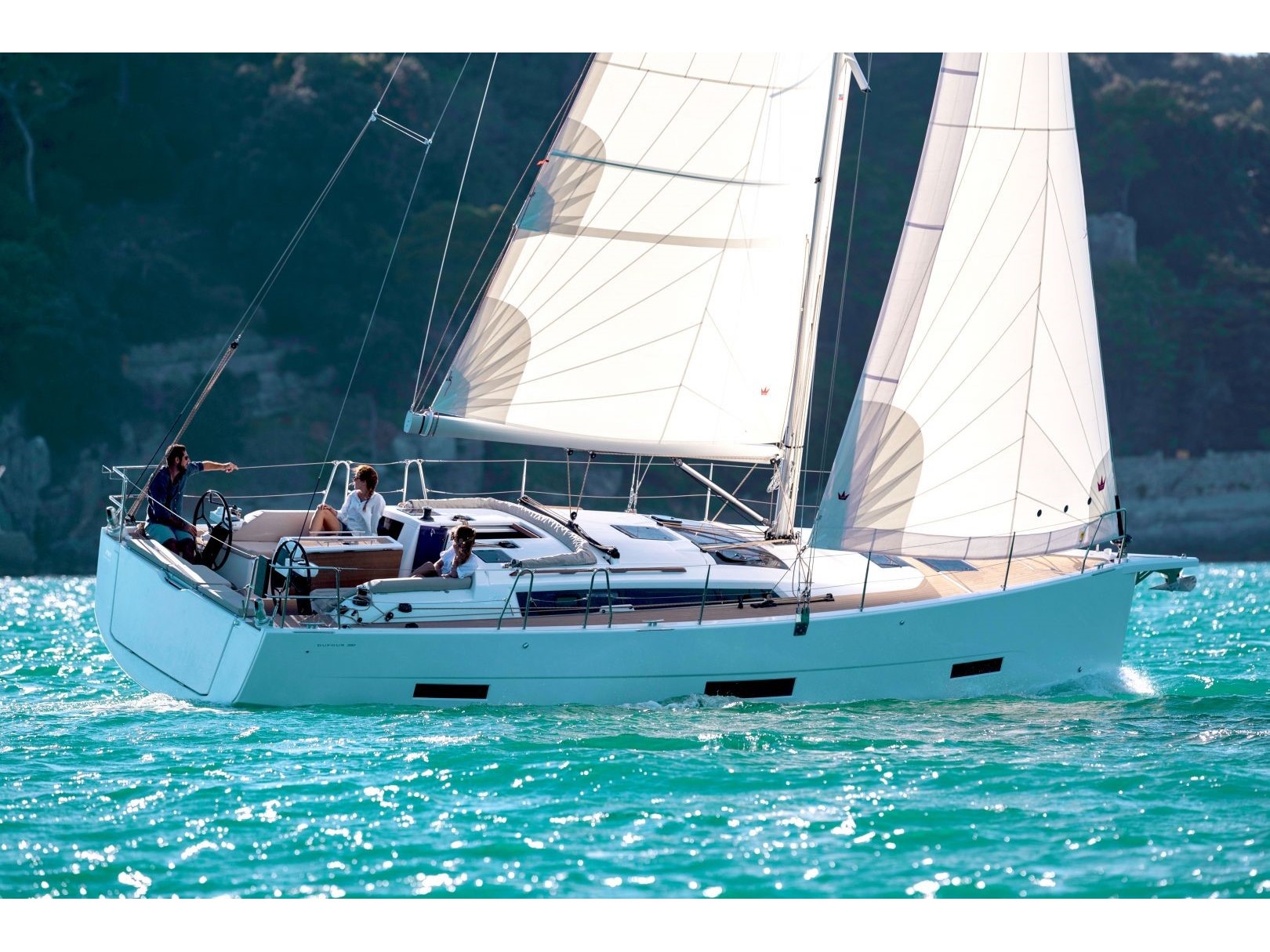 Sail Corvus – Dufour 390 Grand Large