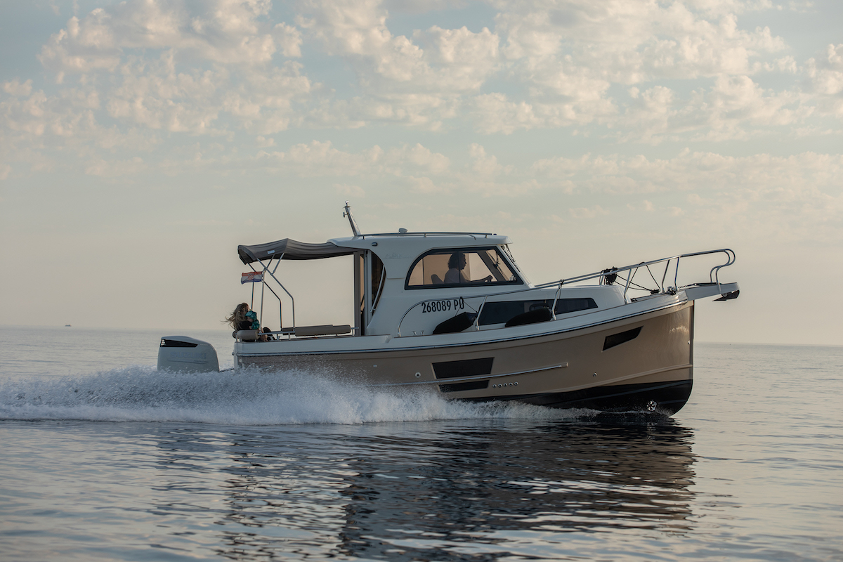 H7 - Nelly – Leidi 800R