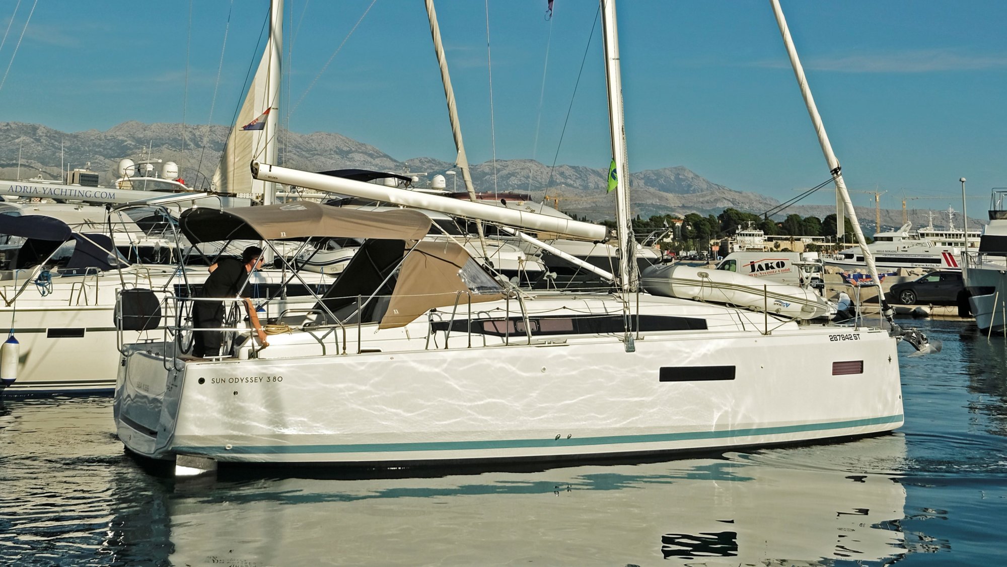 Sea Kiss – Sun Odyssey 380