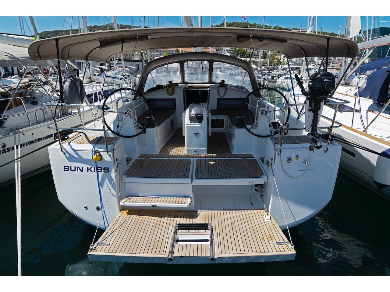 Sun Kiss – Sun Odyssey 440