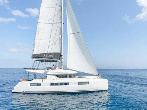 Lagoon 50