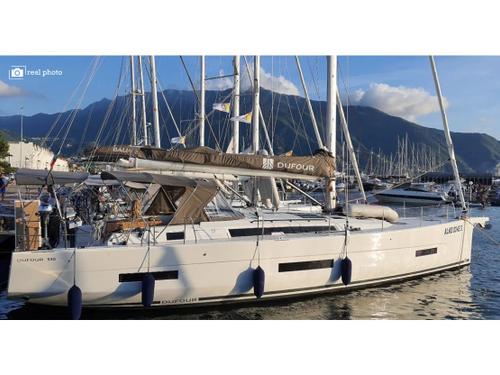 Cassiopea - A/C, Generator, Water maker, Solar Panel
