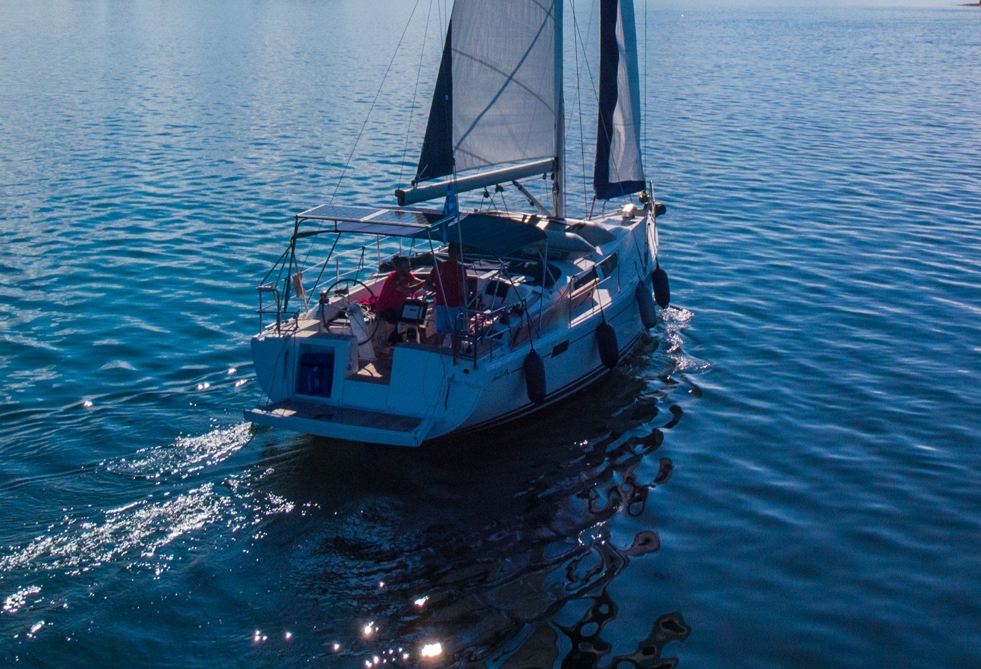 Hanse 385