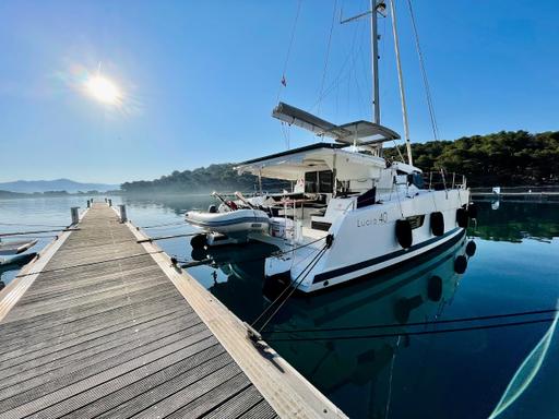 Lucia 40