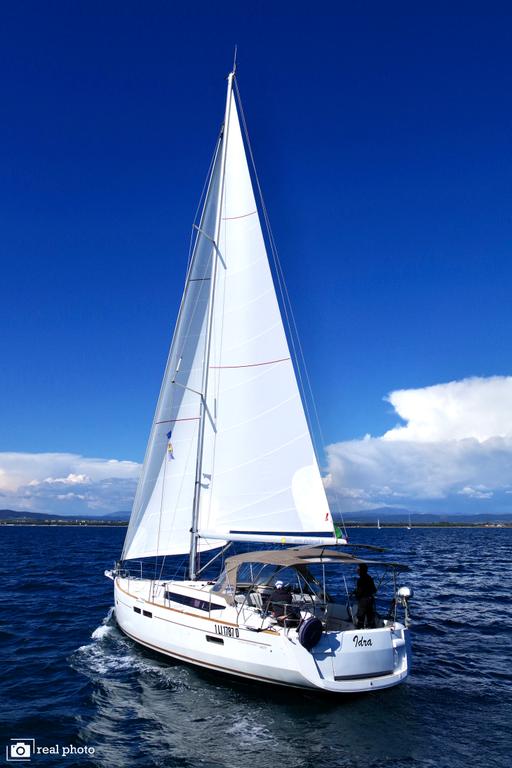 Sun Odyssey 469