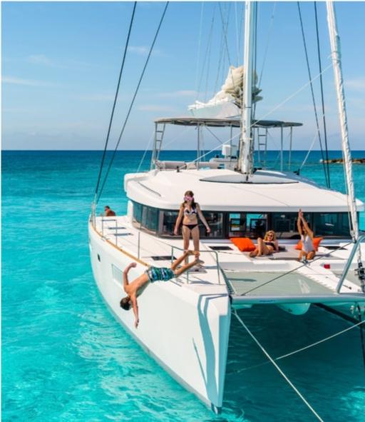 Lagoon 52
